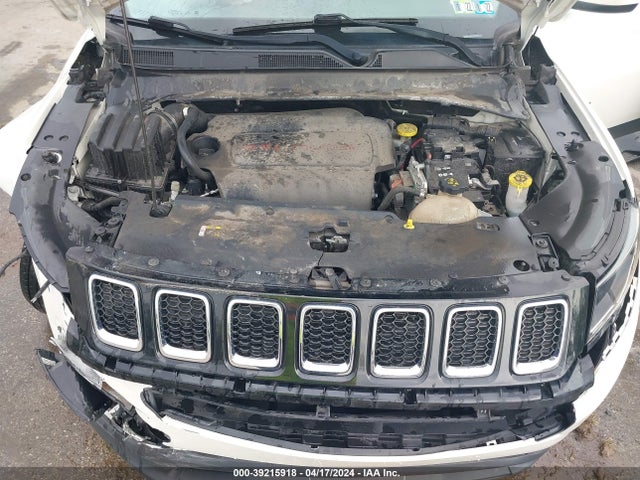 3C4NJDBB5JT366341 Jeep Compass Latitude 4x4