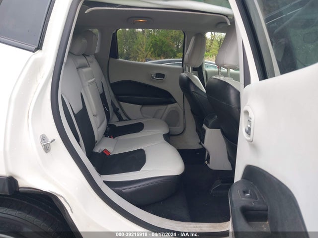 3C4NJDBB5JT366341 Jeep Compass Latitude 4x4