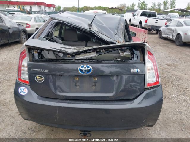 JTDKN3DU3F1960344 Toyota Prius Three