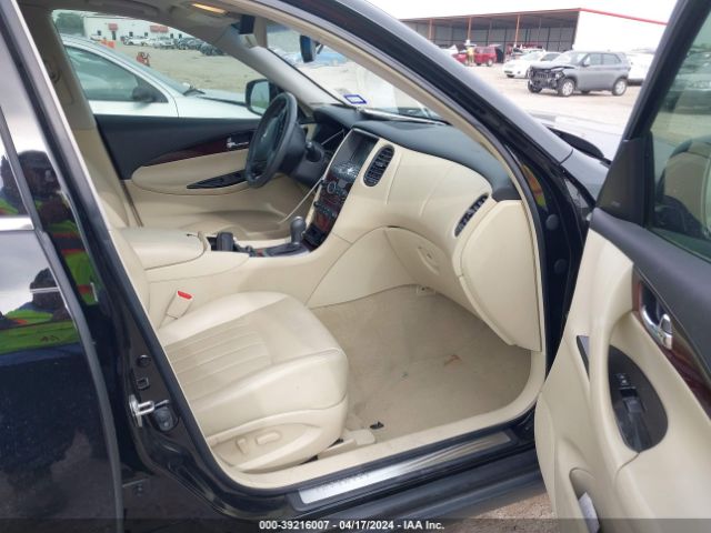 JN1BJ0RP6HM388946 Infiniti QX50