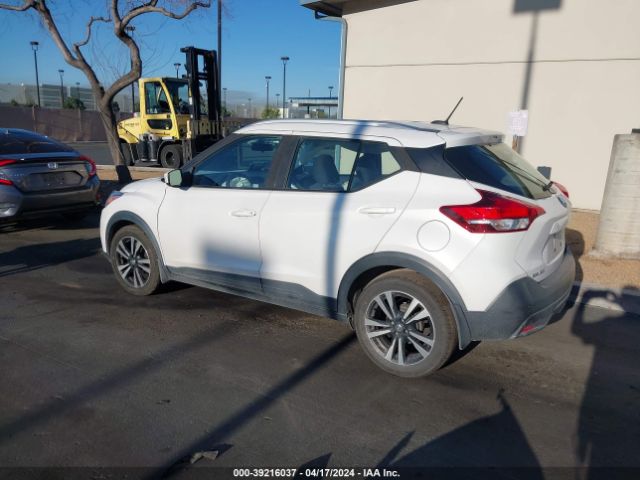 3N1CP5CU7KL565858 Nissan KICKS SV