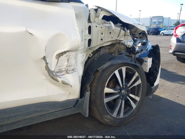 3N1CP5CU7KL565858 Nissan KICKS SV