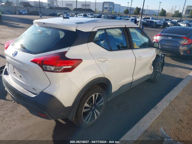 3N1CP5CU7KL565858 Nissan KICKS SV
