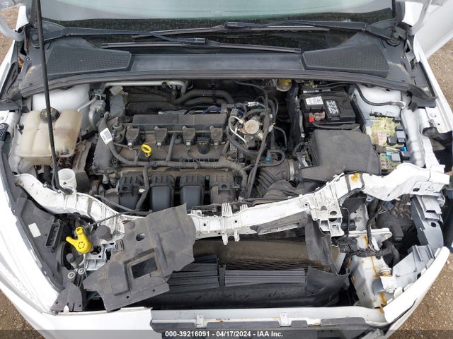 Ford FOCUS SE 2016 1FADP3F27GL364356 Image 10