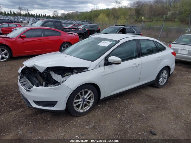 Ford FOCUS SE 2016 1FADP3F27GL364356 Image 2