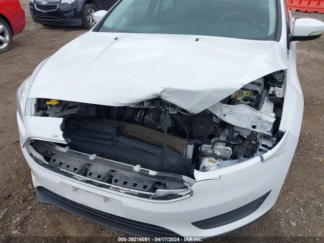 Ford FOCUS SE 2016 1FADP3F27GL364356 Image 6