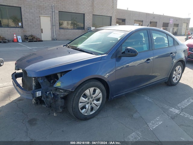 Chevrolet Cruze Ls Auto 2014 1G1PA5SG4E7352069 Image 2