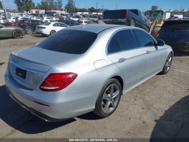 WDDZF4JB3KA563477 Mercedes-Benz E 300