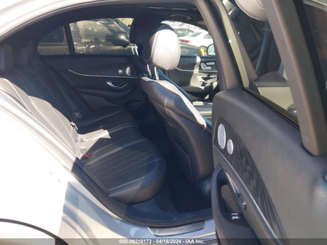 WDDZF4JB3KA563477 Mercedes-Benz E 300