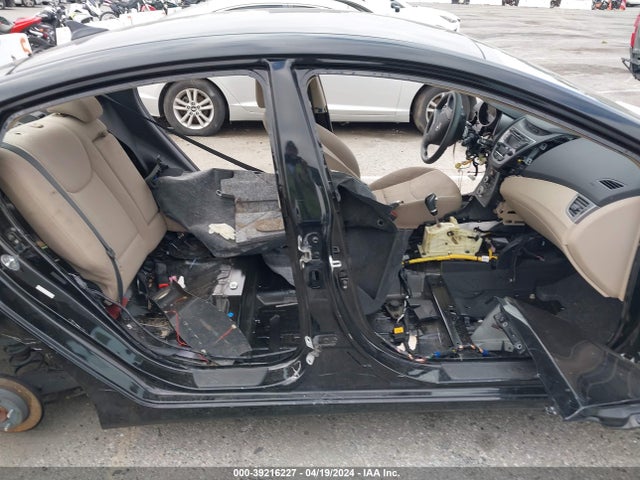 Hyundai ELANTRA SE 2016 KMHDH4AE6GU490275 Image 13