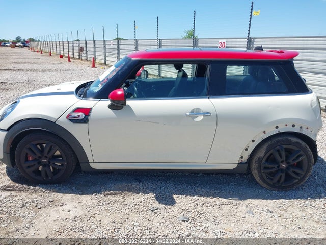Mini Hardtop John Cooper Works 2019 WMWXM9C56K2H38990 Image 15