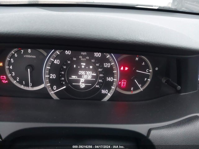 39216256 :رقم المزاد ، 1HGCR2F3XGA124069 vin ، 2016 Honda Accord Lx مزاد بيع