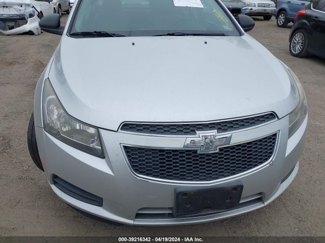 Chevrolet Cruze Ls Auto 2014 1G1PA5SG7E7220696 Image 6