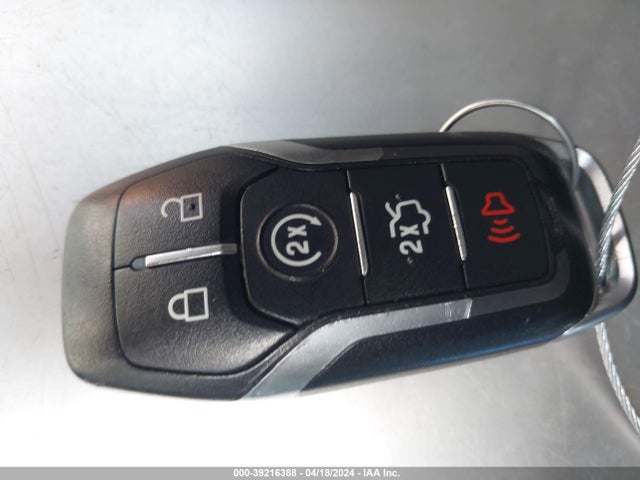 Ford Fusion Titanium 2016 3FA6P0K97GR124347 Image 11