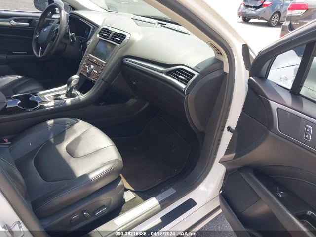 Ford Fusion Titanium 2016 3FA6P0K97GR124347 Image 5