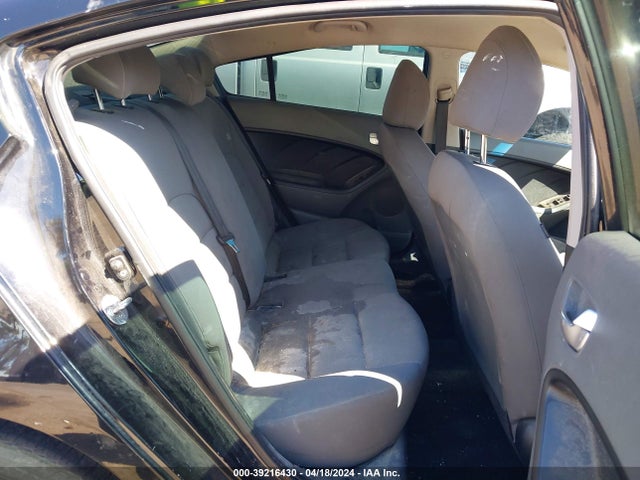 KIA FORTE LX 2017 3KPFK4A7XHE111715 Image 8