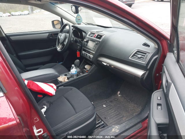 39216460 :رقم المزاد ، 4S3BNAA62F3003220 vin ، 2015 Subaru Legacy 2.5i مزاد بيع