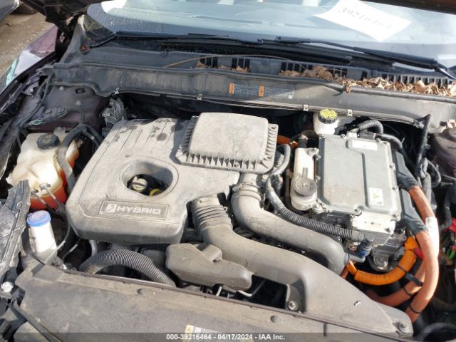 3FA6P0LU2KR196844 Ford Fusion Hybrid Se