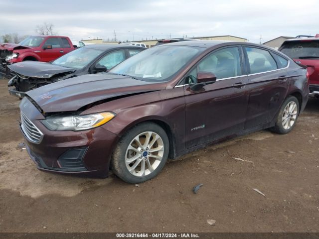 3FA6P0LU2KR196844 Ford Fusion Hybrid Se