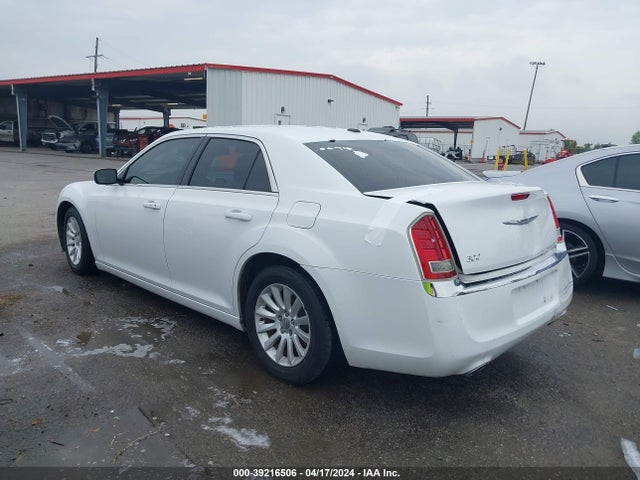 2014 CHRYSLER 300 2C3CCAAG0EH193716 Photo 2