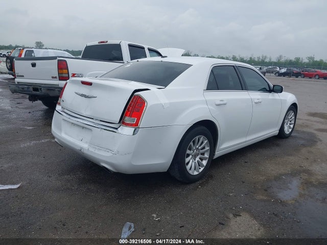 2014 CHRYSLER 300 2C3CCAAG0EH193716 Photo 3