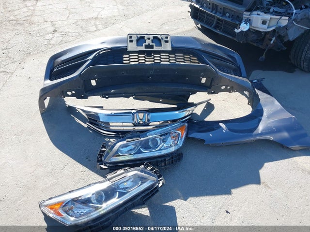 Honda Accord Sport 2017 1HGCR2F53HA200430 Image 12