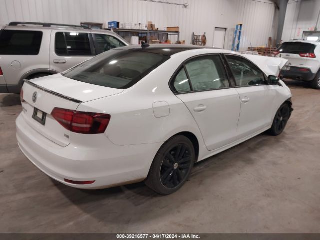 3VWD17AJ2JM211002 Volkswagen Jetta 1.8t Se Sport