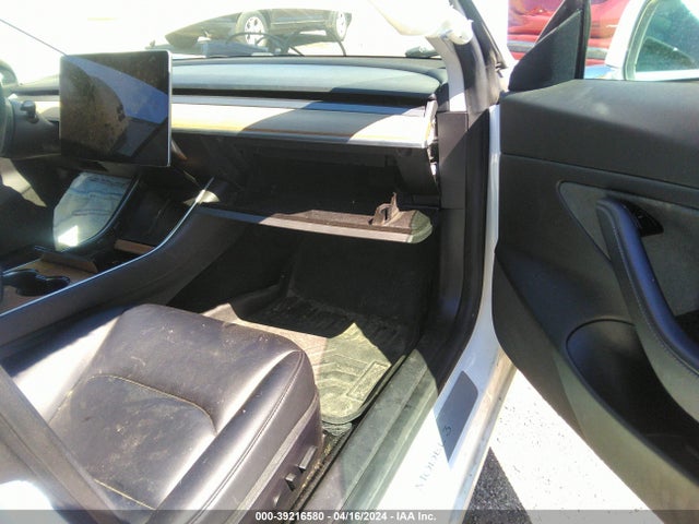 Tesla Model 3 Long Range/performance 2019 5YJ3E1EB8KF433424 Image 5