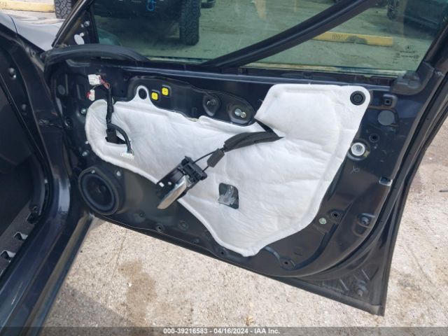 19UUB2F7XFA018943 Acura Tlx V6 Advance