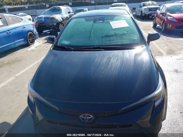 Toyota Corolla Hybrid Le 2024 JTDBCMFE7R3033308 Image 13