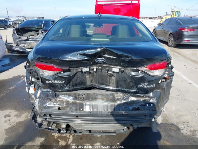 Toyota Corolla Hybrid Le 2024 JTDBCMFE7R3033308 Image 17