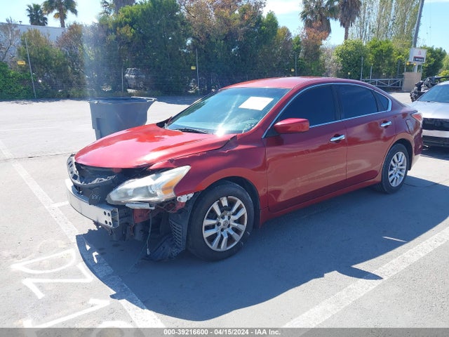 Nissan Altima 2.5 S 2015 1N4AL3AP3FC412564 Image 2