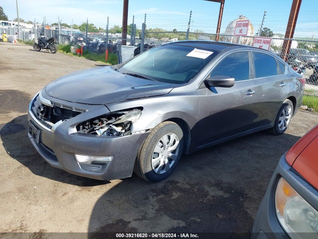 Nissan Altima 2.5 S 2014 1N4AL3AP6EN223653 Image 2