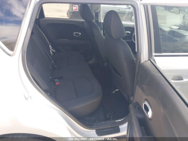 KNDJP3A53G7869527 KIA SOUL +
