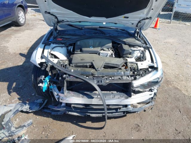 WBA8E1G52HNU13819 BMW 320i