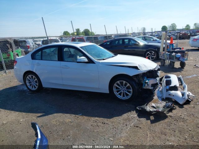 WBA8E1G52HNU13819 BMW 320i