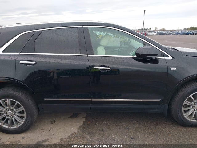 1GYKNDRS5HZ179191 Cadillac XT5 LUXURY