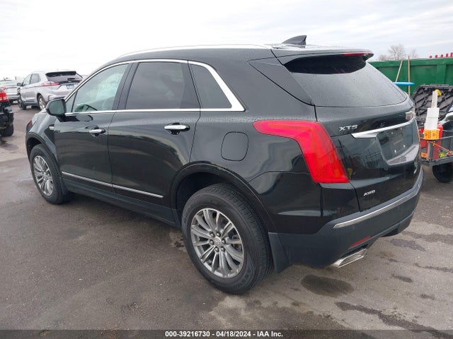 1GYKNDRS5HZ179191 Cadillac XT5 LUXURY