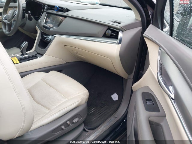 1GYKNDRS5HZ179191 Cadillac XT5 LUXURY