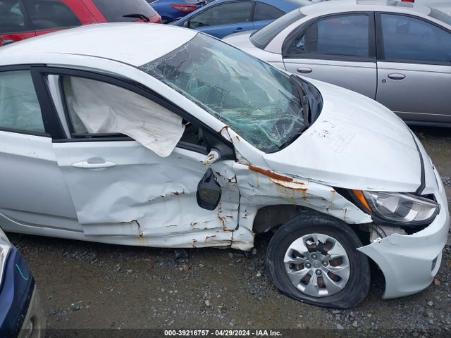 Hyundai ACCENT SE 2017 KMHCT4AE1HU277861 Image 6