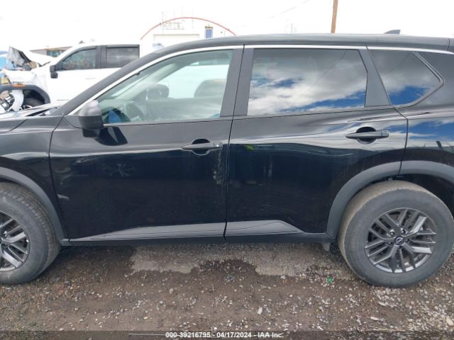 5N1BT3AA3PC825754 Nissan Rogue S Fwd