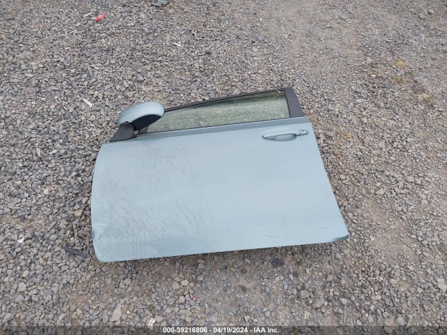 Toyota Prius V Three 2017 JTDZN3EUXHJ056829 Image 12
