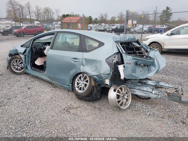 Toyota Prius V Three 2017 JTDZN3EUXHJ056829 Image 3