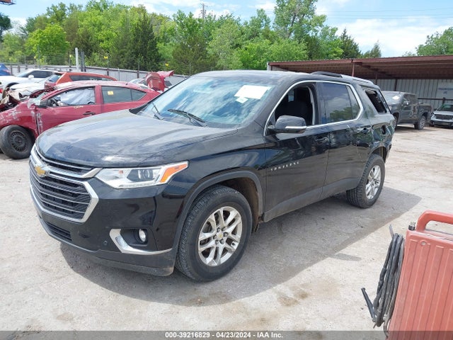 Chevrolet Traverse 1lt 2018 1GNERGKW2JJ240627 Image 2