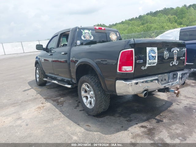 1C6RR7NT3HS832495 RAM 1500 Laramie  4x4 5'7 Box