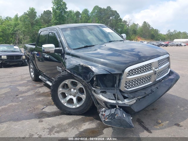1C6RR7NT3HS832495 RAM 1500 Laramie  4x4 5'7 Box