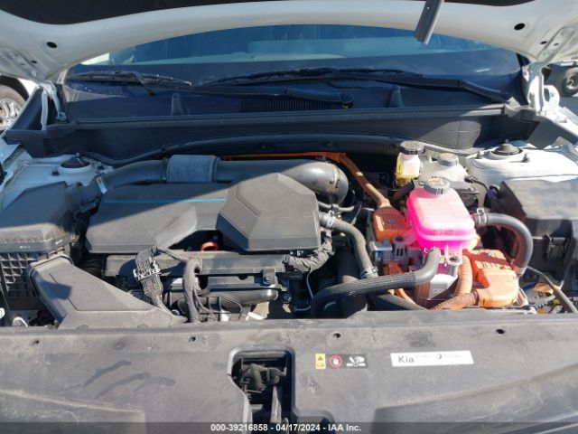 KNDPUCAG4P7015649 KIA Sportage Hybrid Lx