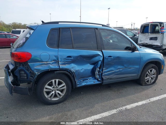 WVGAV7AX9HK023444 Volkswagen Tiguan 2.0t/2.0t S
