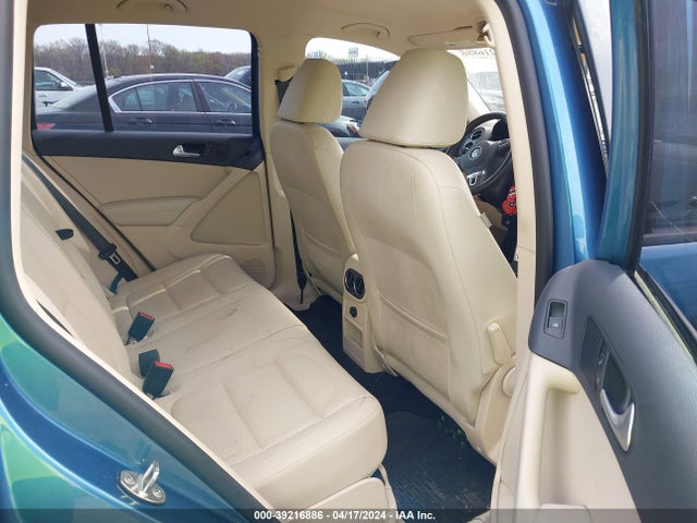 WVGAV7AX9HK023444 Volkswagen Tiguan 2.0t/2.0t S