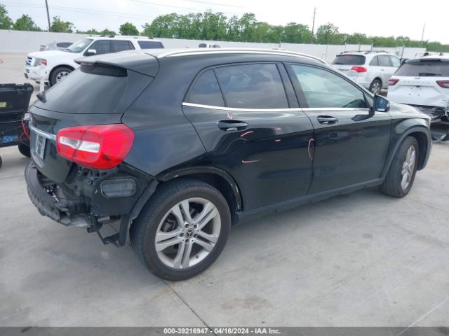 WDCTG4EB2JJ422514 Mercedes-Benz GLA 250